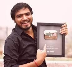 Amit Bhadana (YouTuber) Bio, Age, Net Worth, Wife, Gf & More